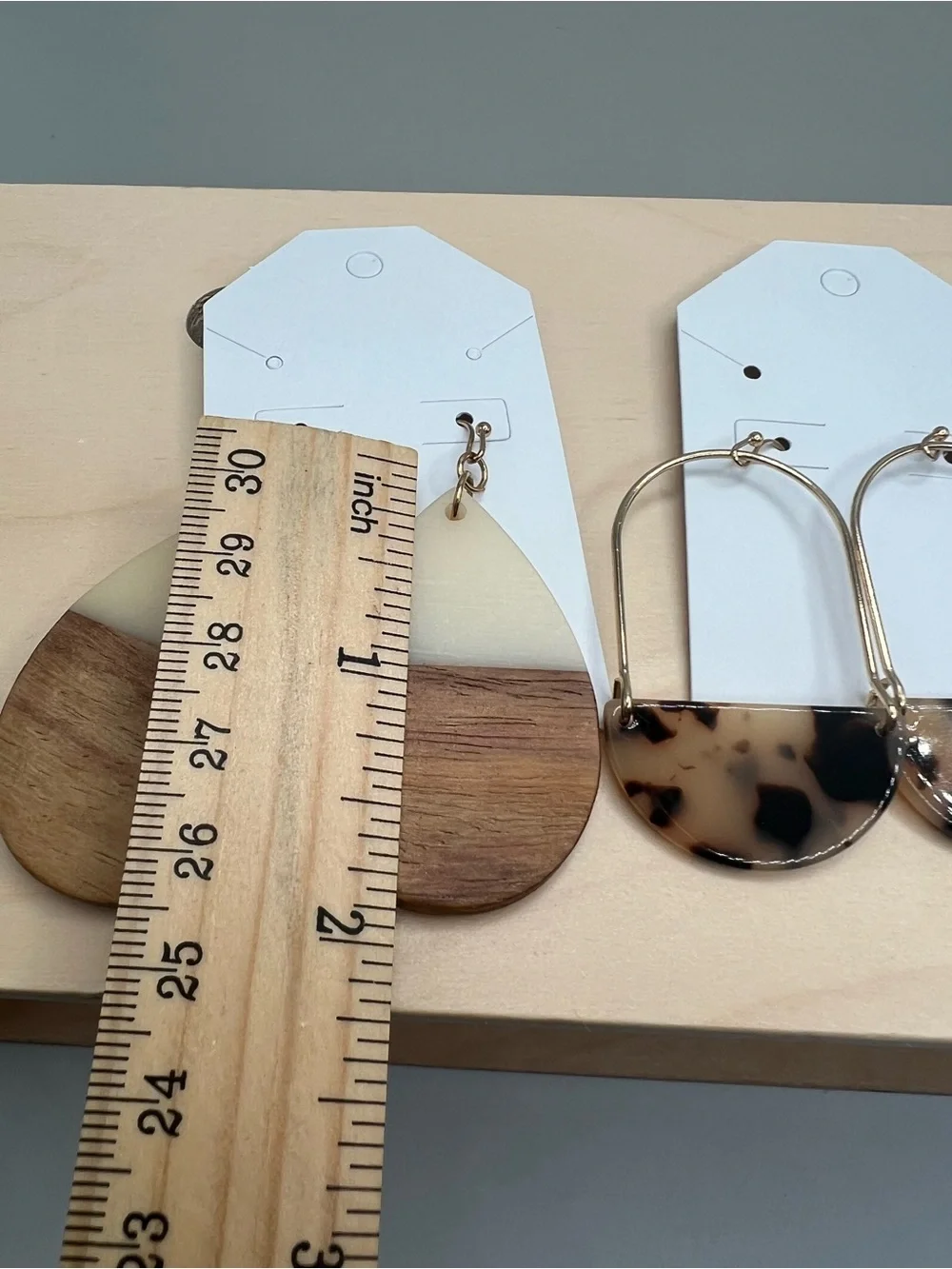 Lot of 4 Pairs Boho Statement Earrings Wood Leopard Tortoise Hoop Gold Tone